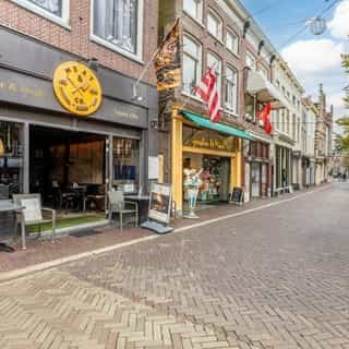 NIEUW op Horecaspot 👀⁠
⁠
🍽 Restaurant⁠
📍 Alkmaar⁠
✔ Verhuur vastgoed⁠ & verkoop bedrijfsexploitatie⁠
⁠
Meer info? Brochure of bezichtiging aanvragen? ⁠
🔗 in bio