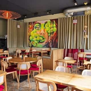 NIEUW op Horecaspot 👀⁠
⁠
🍽 Restaurant ⁠
📍 Tilburg⁠
✔ Verhuur vastgoed⁠ & verkoop bedrijfsexploitatie⁠
⁠
Meer info? Brochure of bezichtiging aanvragen? ⁠
🔗 in bio