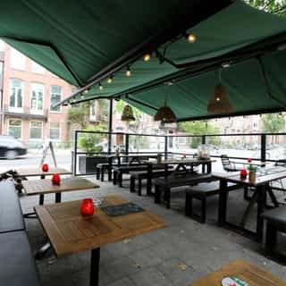 NIEUW op Horecaspot 👀⁠
⁠
🍽 Café-Restaurant⁠
📍 Amsterdam⁠
✔ Verhuur vastgoed⁠ & verkoop bedrijfsexploitatie⁠
⁠
Meer info? Brochure of bezichtiging aanvragen? ⁠
🔗 in bio