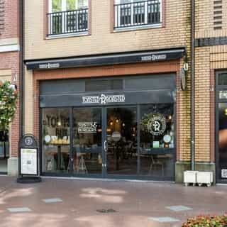 NIEUW op Horecaspot 👀⁠
⁠
🍽 Lunchroom⁠
📍 Eindhoven⁠
✔ Verhuur vastgoed⁠ & verkoop bedrijfsexploitatie⁠
⁠
Meer info? Brochure of bezichtiging aanvragen? ⁠
🔗 in bio