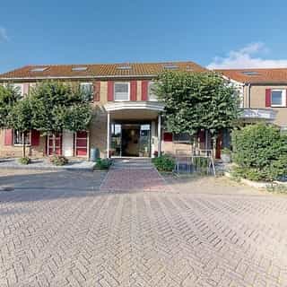 NIEUW op Horecaspot 👀⁠
⁠
🍽 Hotel-restaurant⁠
📍 Hollum⁠
✔ Verkoop vastgoed⁠ & verkoop bedrijfsexploitatie⁠
⁠
Meer info? Brochure of bezichtiging aanvragen? ⁠
🔗 in bio