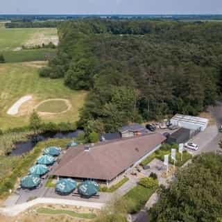 NIEUW op Horecaspot 👀⁠
⁠
🍽 Restaurant⁠
📍 Vlagtwedde⁠
✔ Verhuur vastgoed⁠ & verkoop bedrijfsexploitatie⁠
⁠
Meer info? Brochure of bezichtiging aanvragen? ⁠
🔗 in bio