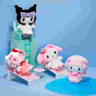 The last days of summer are the sweetest ☀️ Get a free surprise gift with any purchase from the Gingham Plush Series while supplies last!  Link in bio to shop.