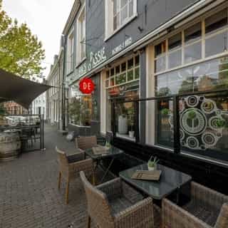 NIEUW op Horecaspot 👀⁠
⁠
🍽 Restaurant⁠
📍 Axel⁠
✔ Verhuur vastgoed⁠ & verkoop bedrijfsexploitatie⁠
⁠
Meer info? Brochure of bezichtiging aanvragen? ⁠
🔗 in bio