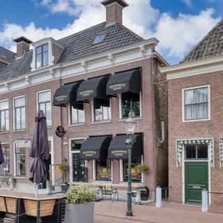 NIEUW op Horecaspot 👀⁠
⁠
🍽 Café⁠
📍 Harlingen⁠
✔ Verhuur/verkoop vastgoed⁠ & verkoop bedrijfsexploitatie⁠
⁠
Meer info? Brochure of bezichtiging aanvragen? ⁠
🔗 in bio