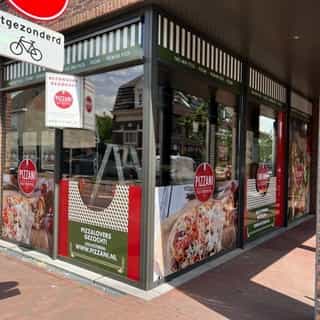 NIEUW op Horecaspot 👀⁠
⁠
🍽 Bezorg- & afhaalzaak⁠
📍 Hilvarenbeek ⁠
✔ Verhuur vastgoed⁠ & verkoop bedrijfsexploitatie⁠
⁠
Meer info? Brochure of bezichtiging aanvragen? ⁠
🔗 in bio