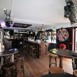 NIEUW op Horecaspot 👀⁠
⁠
🍽 Café⁠
📍 Zandvoort⁠
✔ Verhuur vastgoed⁠ & verkoop bedrijfsexploitatie⁠
⁠
Meer info? Brochure of bezichtiging aanvragen? ⁠
🔗 in bio