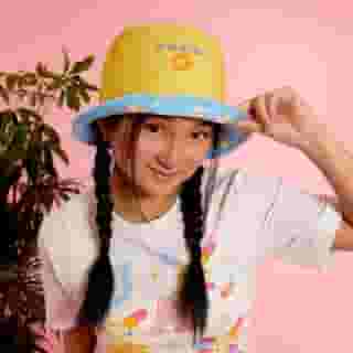 Bring on the sunshine☀️🌺 Enjoy the summer sun with U*SA*HA*NA and Chi Chai Monchan! Link in bio to shop.