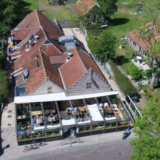 Uitgelicht op Horecaspot ✨⁠
⁠
🍽 Café-Restaurant⁠
📍 Hoorn⁠
✔ Verkoop vastgoed⁠ & verkoop bedrijfsexploitatie⁠
⁠
Meer info? Brochure of bezichtiging aanvragen? ⁠
🔗 in bio