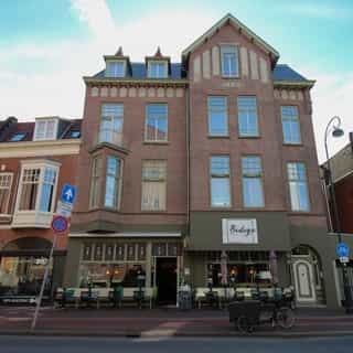 NIEUW op Horecaspot 👀⁠
⁠
🍽 Restaurant⁠
📍 Haarlem⁠
✔ Verhuur vastgoed⁠ & verkoopbedrijfsexploitatie⁠
⁠
Meer info? Brochure of bezichtiging aanvragen? ⁠
🔗 in bio