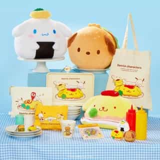 Hungry? 🍔🍙 Chow down with your fave pups in the new Oomori Food Series! 🍽✨Link in bio.