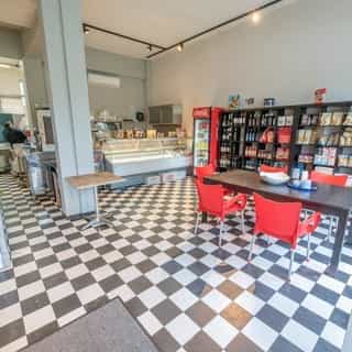 NIEUW op Horecaspot 👀⁠
⁠
🍽 Lunchroom⁠
📍 Rotterdam⁠
✔ Verhuur vastgoed⁠ & verkoop bedrijfsexploitatie⁠
⁠
Meer info? Brochure of bezichtiging aanvragen?⁠
🔗 in bio