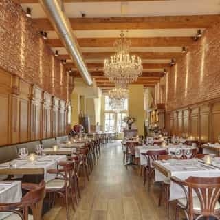 NIEUW op Horecaspot 👀⁠
⁠
🍽 Restaurant⁠
📍 Amsterdam⁠
✔ Verhuur vastgoed⁠ & verkoop bedrijfsexploitatie⁠
⁠
Meer info? Brochure of bezichtiging aanvragen?⁠
🔗 in bio