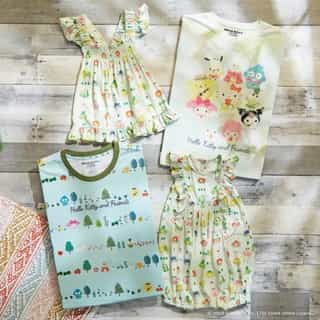 Just peachy 🍑 ✨ The Hello Kitty and Friends Fruits Collection ranges from infant to adult sizes! Available exclusively at @boxlunchgifts. Link in bio to shop!