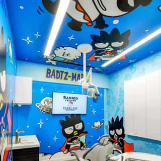 OV: you actually enjoy going to the dentist 🦷 💞  Which room at @weareparklanedental is your favorite? Link in bio to book your visit today! #SanrioxParklane