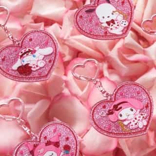 Tag your Valentine 💖 Supercute Valentine’s Day gifts have arrived! Link in bio.