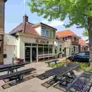 NIEUW op Horecaspot 👀⁠
⁠
🍽 Cafetaria⁠
📍 Noordwolde⁠
✔ Verkoop vastgoed⁠ & verkoop bedrijfsexploitatie⁠
⁠
Meer info? Brochure of bezichtiging aanvragen?⁠
🔗 in bio