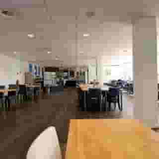 NIEUW op Horecaspot 👀⁠
⁠
🍽 Lunchroom⁠
📍 Schiphol⁠
✔ Verhuur vastgoed⁠ & verkoop bedrijfsexploitatie⁠
⁠
Meer info? Brochure of bezichtiging aanvragen?⁠
🔗 in bio