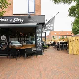 NIEUW op Horecaspot 👀⁠
⁠
🍽 Koffiezaak⁠
📍 Alphen aan den Rijn⁠
✔ Verhuur vastgoed⁠ & verkoop bedrijfsexploitatie⁠
⁠
Meer info? Brochure of bezichtiging aanvragen?⁠
🔗 in bio