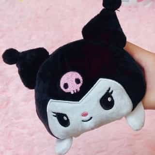 It’s a mood 💞 HelloKitty and Friends reversible plushies are available now in @clairesstores and online! Link in bio.