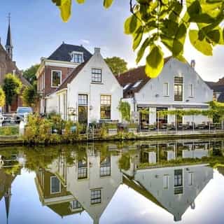 NIEUW op Horecaspot 👀⁠
⁠
🍽 Restaurant⁠
📍 Leiderdorp⁠
✔ Verkoop vastgoed⁠ & verkoop bedrijfsexploitatie⁠
⁠
Meer info? Brochure of bezichtiging aanvragen? ⁠
🔗 in bio