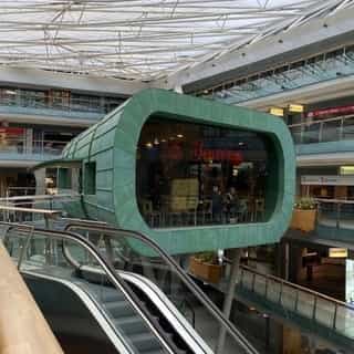 NIEUW op Horecaspot 👀⁠
⁠
🍽 Lunchroom⁠
📍 Amsterdam⁠
✔ Verhuur vastgoed⁠ & verkoop bedrijfsexploitatie⁠
⁠
Meer info? Brochure of bezichtiging aanvragen?⁠
🔗 https://horecaspot.nl/aanbod/bedrijf-2605-markante-gelegen-lunchroom-aan-de-johan-cruijff-boulevard-te-amsterdam