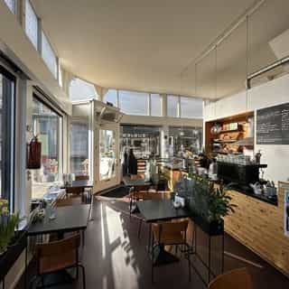 NIEUW op Horecaspot 👀⁠
⁠
🍽 Lunchroom⁠
📍 Dordrecht⁠
✔ Verhuur vastgoed⁠ & verkoop bedrijfsexploitatie⁠
⁠
Meer info? Brochure of bezichtiging aanvragen? ⁠
🔗 in bio