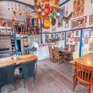 NIEUW op Horecaspot 👀⁠
⁠
🍽 Restaurant⁠
📍 Rotterdam⁠
✔ Verhuur vastgoed⁠ & verkoop bedrijfsexploitatie⁠
⁠
Meer info? Brochure of bezichtiging aanvragen? ⁠
🔗 in bio⁠
