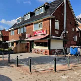 NIEUW op Horecaspot 👀⁠
⁠
🍽 Cafetaria⁠
📍 Zwanenburg⁠
✔ Verhuur vastgoed⁠ & verkoop bedrijfsexploitatie⁠
⁠
Meer info? Brochure of bezichtiging aanvragen? ⁠
🔗 in bio