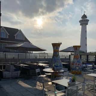 NIEUW op Horecaspot 👀⁠
⁠
🍽 Restaurant⁠
📍 Egmond aan Zee⁠
✔ Verhuur vastgoed⁠ & verkoop bedrijfsexploitatie⁠
⁠
Meer info? Brochure of bezichtiging aanvragen? ⁠
🔗 in bio