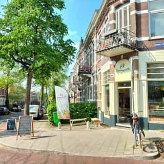 NIEUW op Horecaspot 👀⁠
⁠
🍽 Lunchroom⁠
📍 Arnhem⁠
✔ Verhuur vastgoed⁠ & verkoop bedrijfsexploitatie⁠
⁠
Meer info? Brochure of bezichtiging aanvragen? ⁠
🔗 in bio