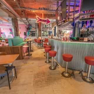 NIEUW op Horecaspot 👀⁠
⁠
🍽 Restaurant⁠
📍 Rotterdam⁠
✔ Verhuur vastgoed⁠ & verkoop bedrijfsexploitatie⁠
⁠
Meer info? Brochure of bezichtiging aanvragen? ⁠
🔗 in bio