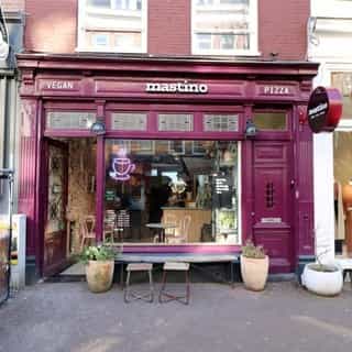 NIEUW op Horecaspot 👀⁠⁠
⁠⁠
🍽 Bezorg- & afhaalzaak⁠
📍 Amsterdam⁠
✔ Verhuur vastgoed⁠ & verkoop bedrijfsexploitatie⁠
⁠
Meer info? Brochure of bezichtiging aanvragen? ⁠
🔗in bio