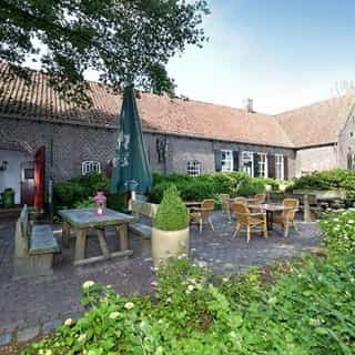 NIEUW op Horecaspot 👀⁠
⁠
🍽 Restaurant⁠
📍 Hilvarenbeek ⁠
✔ Verhuur vastgoed⁠ & verkoop bedrijfsexploitatie⁠
⁠
Meer info? Brochure of bezichtiging aanvragen? ⁠
🔗 in bio