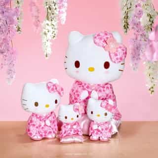 The cherry blossom (or sakura in Japanese) blooms for only a week or so at the start of spring. It’s a sweet reminder to appreciate the little things in life  🌸💕 Tap the link in bio to shop new Hello Kitty Sakura plush now.