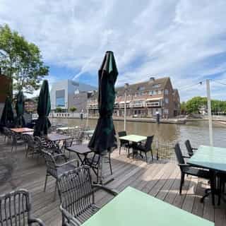 NIEUW op Horecaspot 👀⁠⁠
⁠⁠
🍽 Cascoplus horecaruimte⁠
📍 Alphen aan den Rijn⁠
✔ Verhuur vastgoed⁠ & verkoop bedrijfsexploitatie⁠
⁠
Meer info? Brochure of bezichtiging aanvragen? ⁠
🔗 in bio