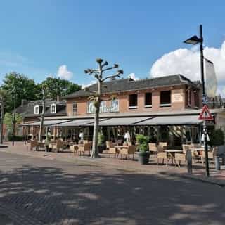 NIEUW op Horecaspot 👀⁠⁠
⁠
🍽 Hotel-Restaurant⁠
📍 Someren⁠
✔ Verhuur vastgoed⁠ & verkoop bedrijfsexploitatie⁠
⁠
Meer info? Brochure of bezichtiging aanvragen?⁠
🔗in bio