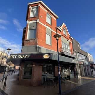 NIEUW op Horecaspot 👀⁠⁠
⁠
🍽 Cafetaria⁠
📍 Assen⁠
✔Verhuur vastgoed⁠ & verkoop bedrijfsexploitatie⁠
⁠
Meer info? Brochure of bezichtiging aanvragen?⁠
🔗 in bio