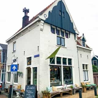 NIEUW op Horecaspot 👀⁠⁠
⁠⁠
🍽 Lunchroom⁠
📍 Koog aan de Zaan⁠
✔ Verhuur vastgoed⁠ & verkoop bedrijfsexploitatie⁠
⁠
Meer info? Brochure of bezichtiging aanvragen? ⁠
🔗in bio