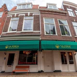 NIEUW op Horecaspot 👀⁠⁠
⁠
🍽 Restaurant⁠
📍 Haarlem⁠
✔ Verhuur vastgoed⁠ & verkoop bedrijfsexploitatie⁠
⁠
Meer info? Brochure of bezichtiging aanvragen?⁠
🔗in bio