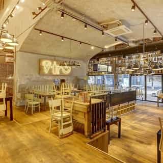 NIEUW op Horecaspot 👀⁠⁠
⁠
🍽 Restaurant⁠
📍 Rotterdam⁠
✔ Verhuur vastgoed⁠ & verkoop bedrijfsexploitatie⁠
⁠
Meer info? Brochure of bezichtiging aanvragen?⁠
🔗 in bio