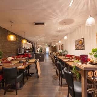 NIEUW op Horecaspot 👀⁠⁠
⁠⁠
🍽 Restaurant⁠
📍 Alkmaar⁠
✔ Verhuur vastgoed⁠ & verkoop bedrijfsexploitatie⁠
⁠
Meer info? Brochure of bezichtiging aanvragen? ⁠
🔗 in bio⁠