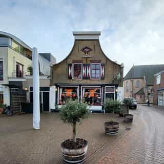 NIEUW op Horecaspot 👀⁠⁠
⁠⁠
🍽 Café ⁠
📍 Stolwijk⁠
✔ Verkoop vastgoed⁠ & verkoop bedrijfsexploitatie⁠
⁠
Meer info? Brochure of bezichtiging aanvragen? ⁠
🔗 in bio⁠