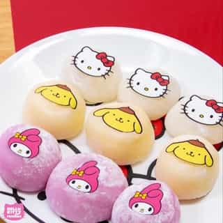 It's time for something sweet! 🍨💞 Learn how to make Homemade Mochi Ice Cream on the #HelloKittyandFriends Youtube channel. Link in bio.