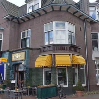 NIEUW op Horecaspot 👀⁠⁠
⁠⁠
🍽 Restaurant⁠
📍 Haren⁠
✔ Verhuur vastgoed⁠ & verkoop bedrijfsexploitatie⁠
⁠
Meer info? Brochure of bezichtiging aanvragen? ⁠
🔗 in bio
