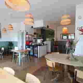 NIEUW op Horecaspot 👀⁠⁠
⁠⁠
🍽 Lunchroom⁠
📍 Amsterdam⁠ Oost⁠
✔ Verhuur vastgoed⁠ & verkoop bedrijfsexploitatie⁠
⁠
Meer info? Brochure of bezichtiging aanvragen? ⁠
🔗 in bio⁠
