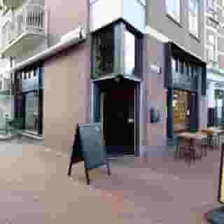 NIEUW op Horecaspot 👀⁠⁠
⁠⁠
🍽 Restaurant⁠
📍 Amsterdam⁠ Oost⁠
✔ Verhuur vastgoed⁠ & verkoop bedrijfsexploitatie⁠
⁠
Meer info? Brochure of bezichtiging aanvragen? ⁠
🔗 in bio