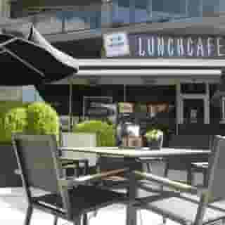 NIEUW op Horecaspot 👀⁠⁠
⁠⁠
🍽 Lunchroom⁠
📍 Helmond⁠
✔ Verhuur vastgoed⁠ & verkoop bedrijfsexploitatie⁠
⁠
Meer info? Brochure of bezichtiging aanvragen? ⁠
🔗 in bio