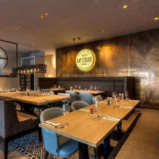 NIEUW op Horecaspot 👀⁠⁠
⁠⁠
🍽 Restaurant⁠
📍 Amsterdam-Zuid⁠
✔ Verhuur vastgoed⁠ & verkoop bedrijfsexploitatie⁠
⁠
Meer info? Brochure of bezichtiging aanvragen? ⁠
🔗 in bio