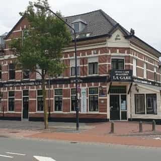 NIEUW op Horecaspot 👀⁠⁠
⁠⁠
🍽 Grand Café⁠
📍 Reusel⁠
✔ Verhuur/verkoop vastgoed⁠ & verkoop bedrijfsexploitatie⁠
⁠
Meer info? Brochure of bezichtiging aanvragen? ⁠
🔗 in bio